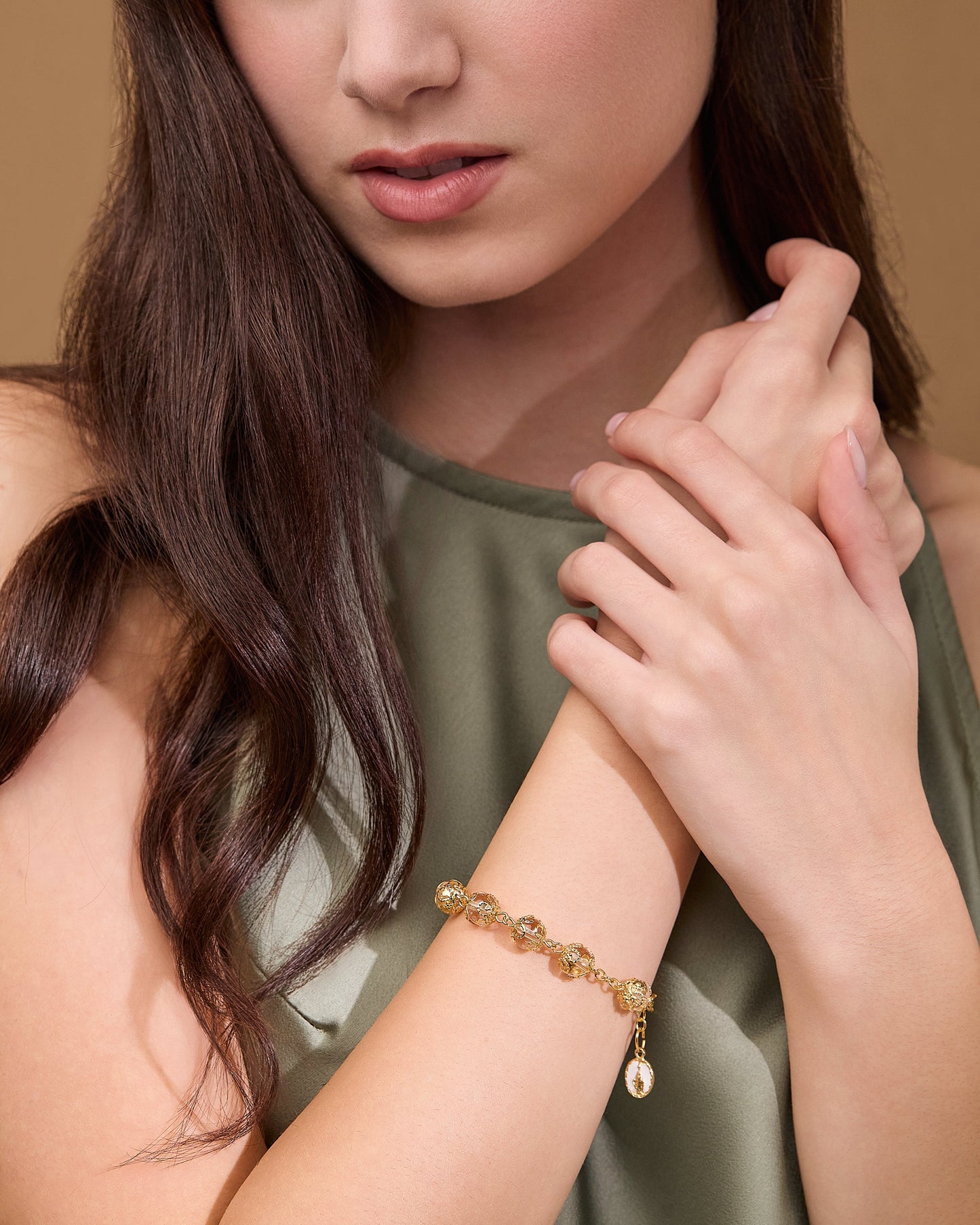 MONDO CATTOLICO ROMA Bracelet 21 cm (8.27 in) / 8 mm (0.31 in) Gold-tone Rosary Bracelet with Clear Crystal Beads and Filigree Bead Caps