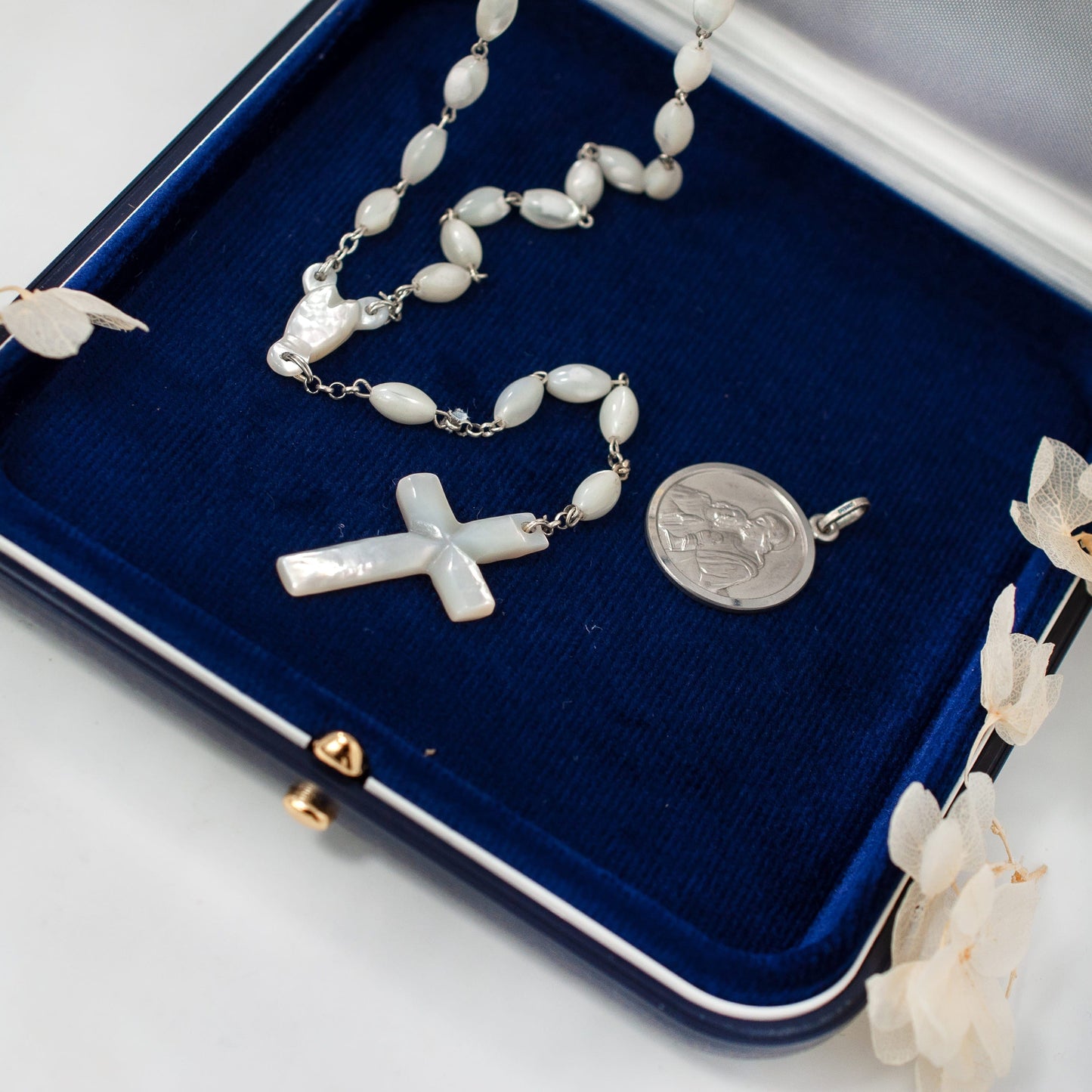 MONDO CATTOLICO Prayer Beads Silver First Communion Gift Set for Girl