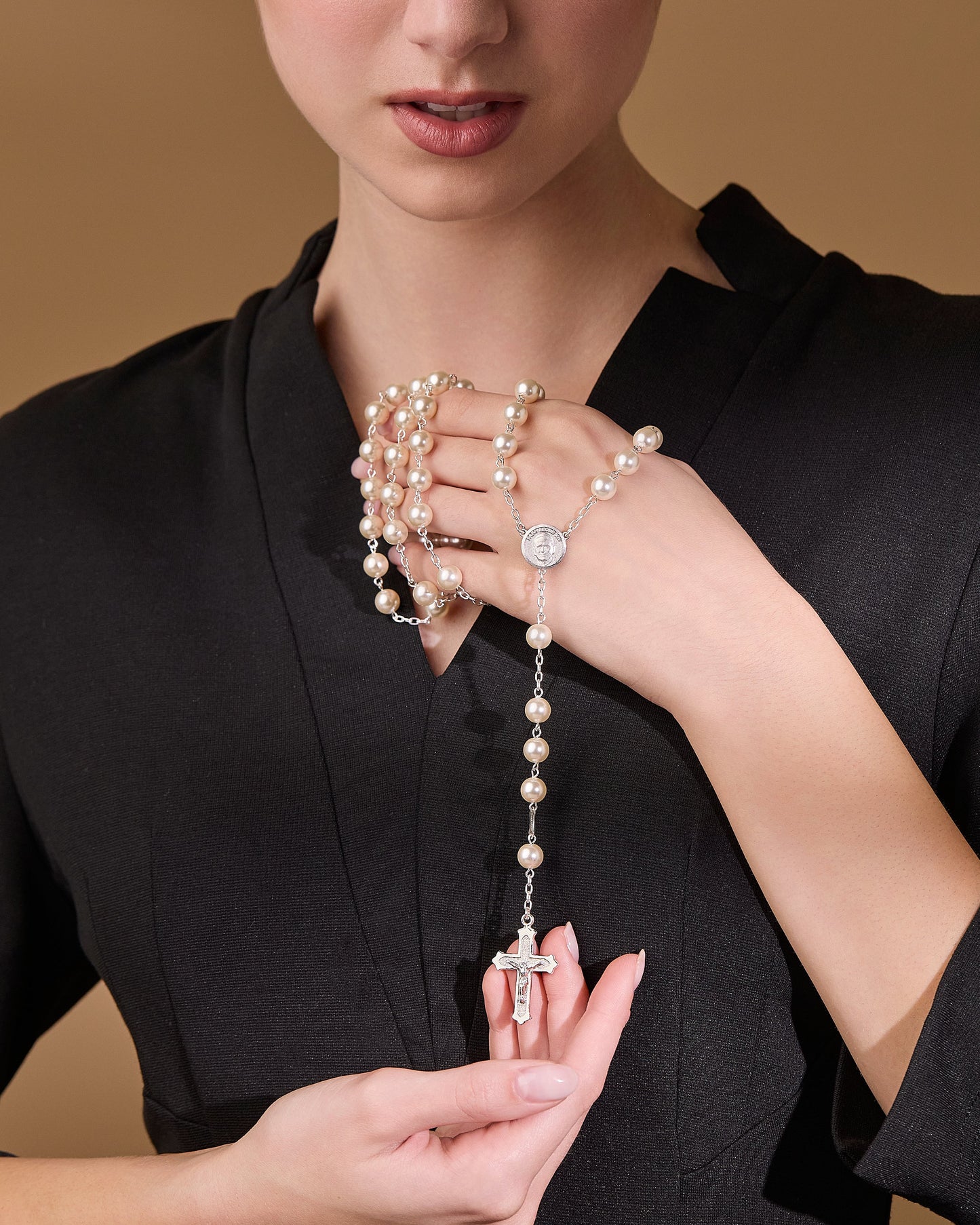 MONDO CATTOLICO ROMA Rosary 53 cm (20.87 in) / 76 cm (29.92 in) / 8 mm (0.31 in) Sterling Silver Pope Leo XIV Rosary with Pearl Beads