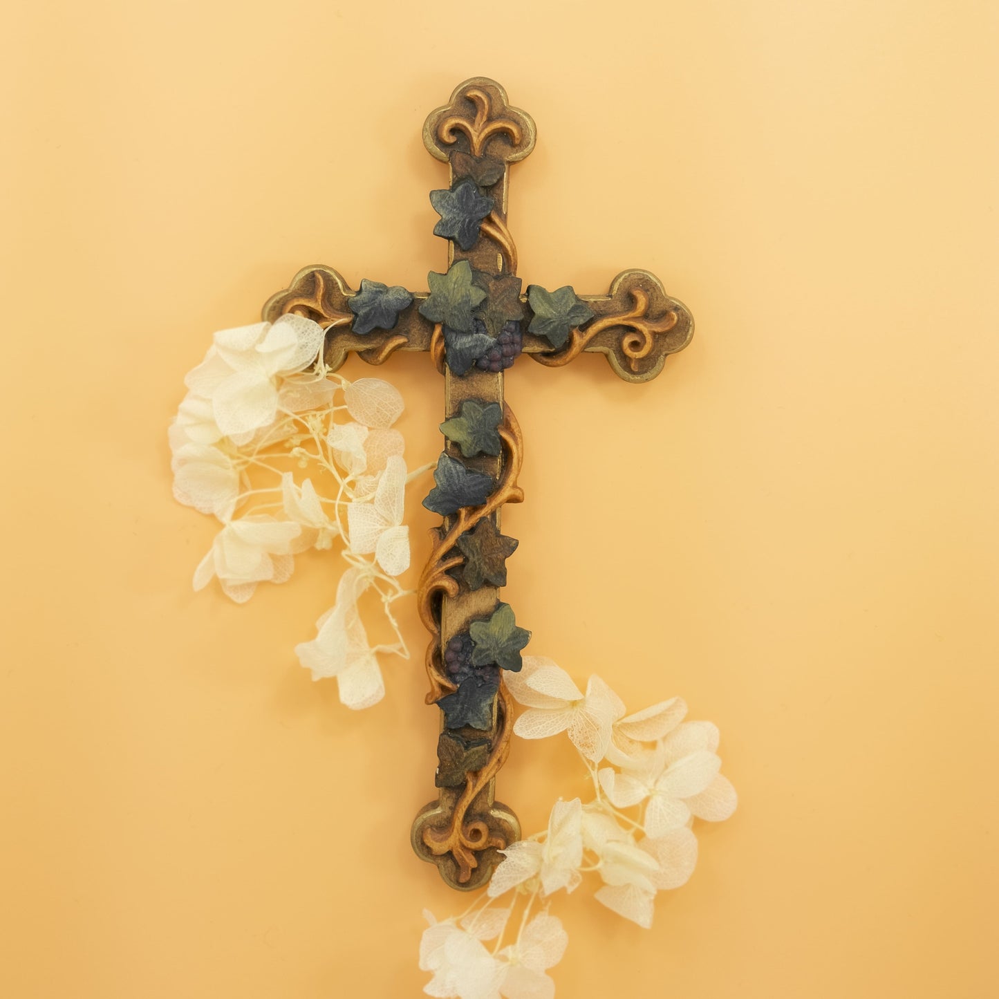 MONDO CATTOLICO 16 cm (6.30 in) Wooden Cross With Grapes Leaves and Vine-shoots