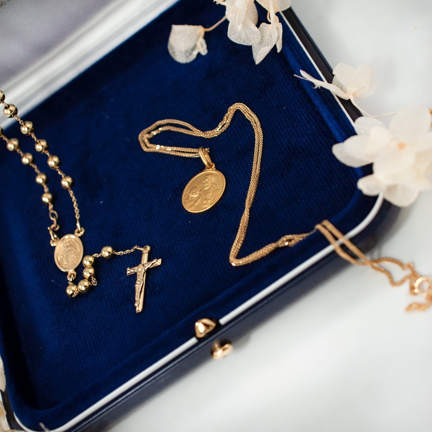 MONDO CATTOLICO Prayer Beads Yellow Gold First Communion Gift Set