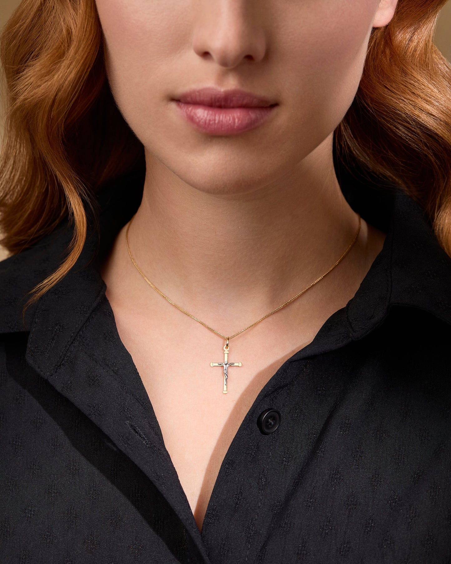 Mondo Cattolico Pendant 25 mm (0.98 in) Yellow Gold Thin Crucifix Pendant With Modern Style White Gold Corpus