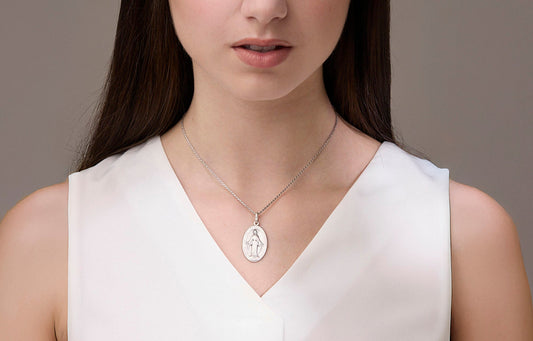 HOW TO CHOOSE, USE, AND GIVE MARIAN MEDALS: MINI GUIDE