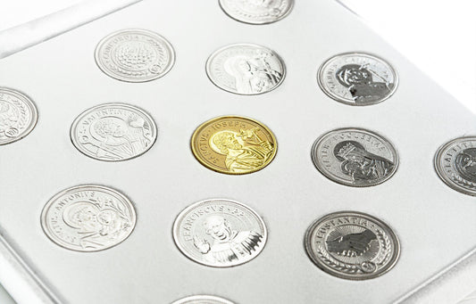 WEDDING ARRAS: WHEN A HANDFUL OF COINS IS WORTH MORE THAN A THOUSAND PROMISES