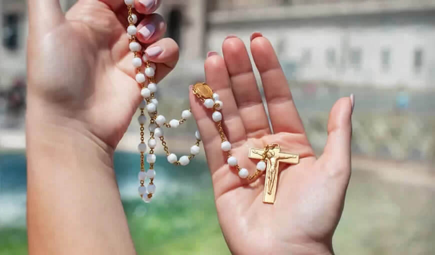 HOW TO PRAY THE ROSARY EVERY DAY