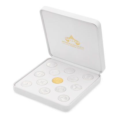 MONDO CATTOLICO ROMA Arras 18 x 18 cm (7.09 x 7.09 in) / 5 cm (1.97 in) / 3 cm (1.18 in) Arras with White Velvet Case