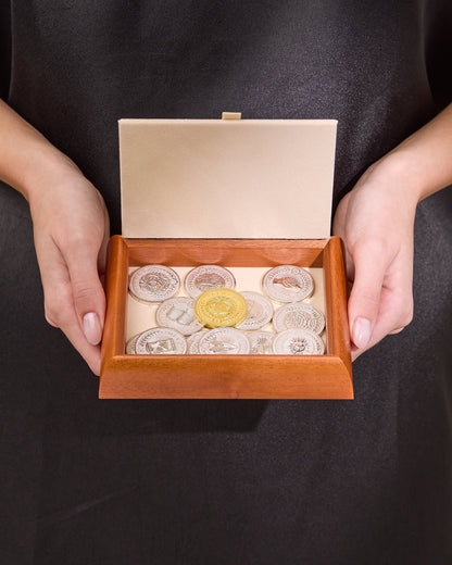 MONDO CATTOLICO ROMA Arras 11 x 14 cm (4.33 x 5.51 in) / 3.50 cm (1.38 in) / 3 cm (1.18 in) Arras with Wooden and Sterling Silver Case