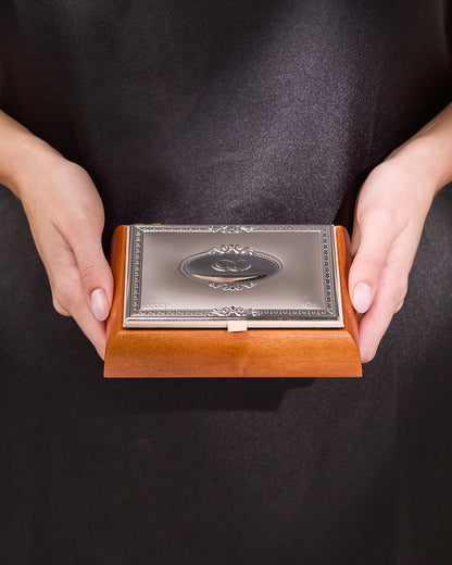 MONDO CATTOLICO ROMA Arras 11 x 14 cm (4.33 x 5.51 in) / 3.50 cm (1.38 in) / 3 cm (1.18 in) Arras with Wooden and Sterling Silver Case