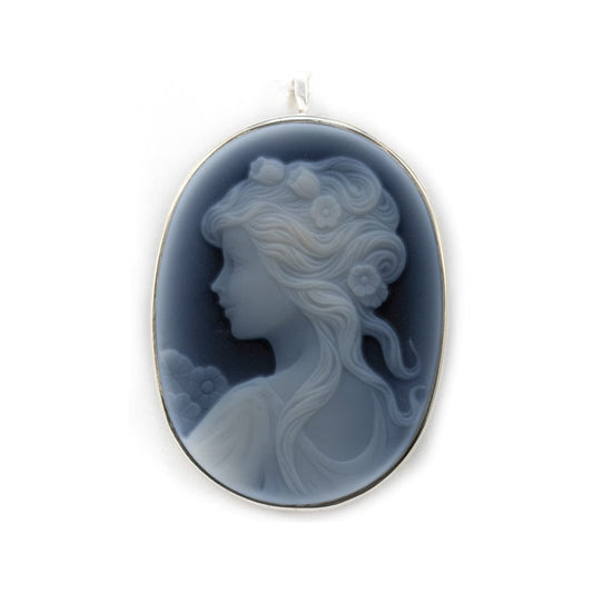 MONDO CATTOLICO Lady with Flowers Cameo in Sterling Silver and Blue Agate