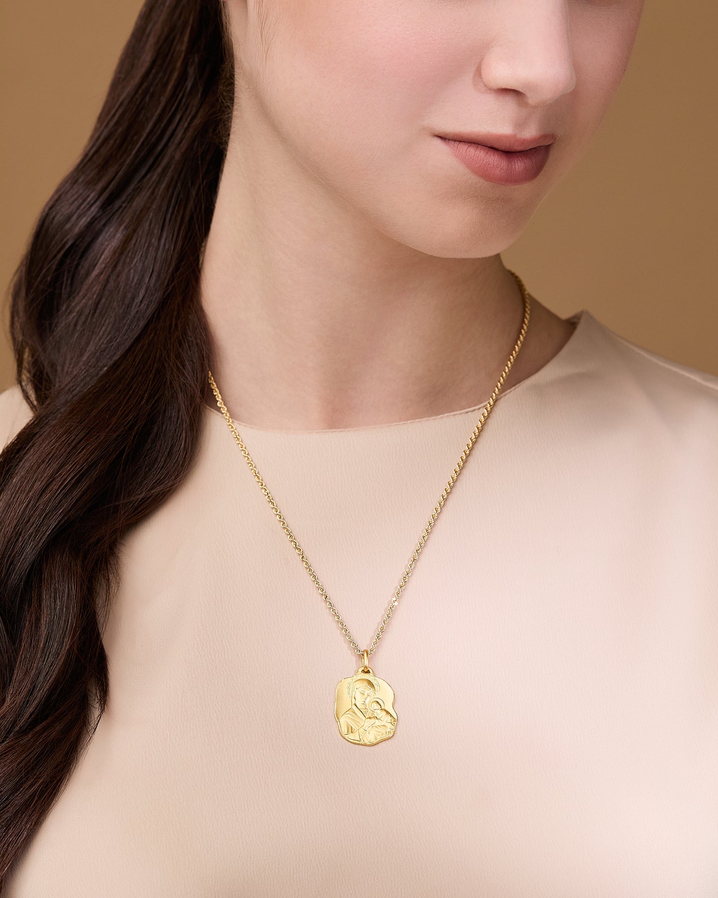 MONDO CATTOLICO ROMA 26 mm (1.0 in) Our Lady of Perpetual Help Irregular Gold Medal