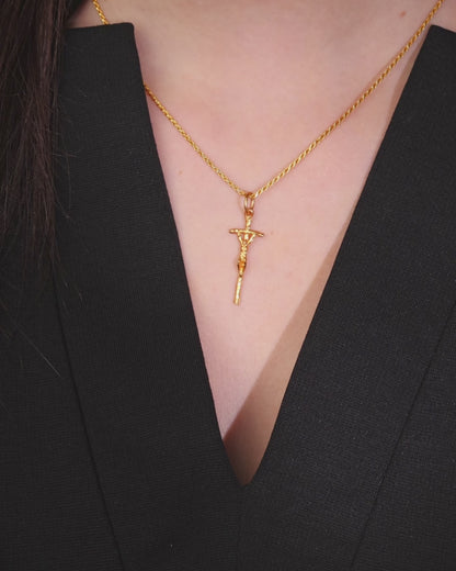 Crucifix pendentif Ferula papal plaqué or