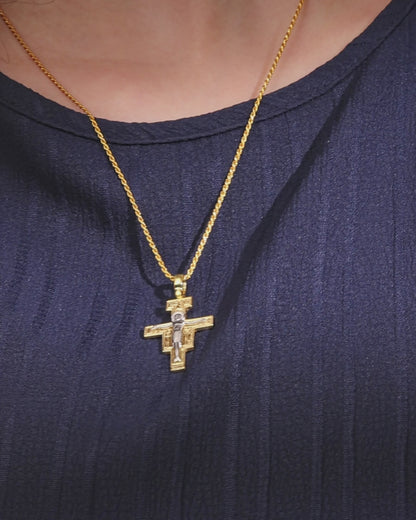 Cristo De San Damián Colgante De Plata Dorada Con Cuerpo De Plata