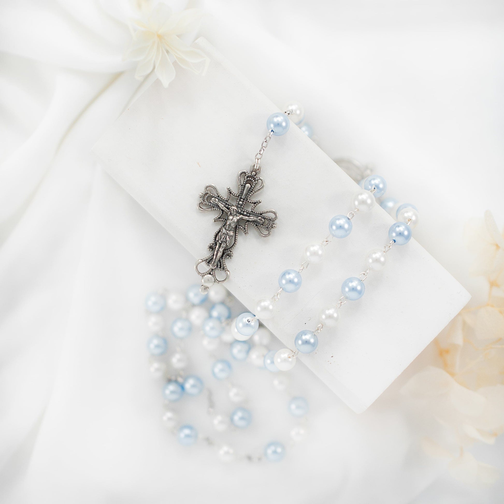 MONDO CATTOLICO Prayer Beads Sterling Silver Rosary Swarovski Crystal Pearls White and Light Blue Beads